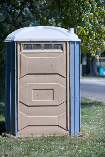 Best High-end porta potty rental  in Palestine, IL